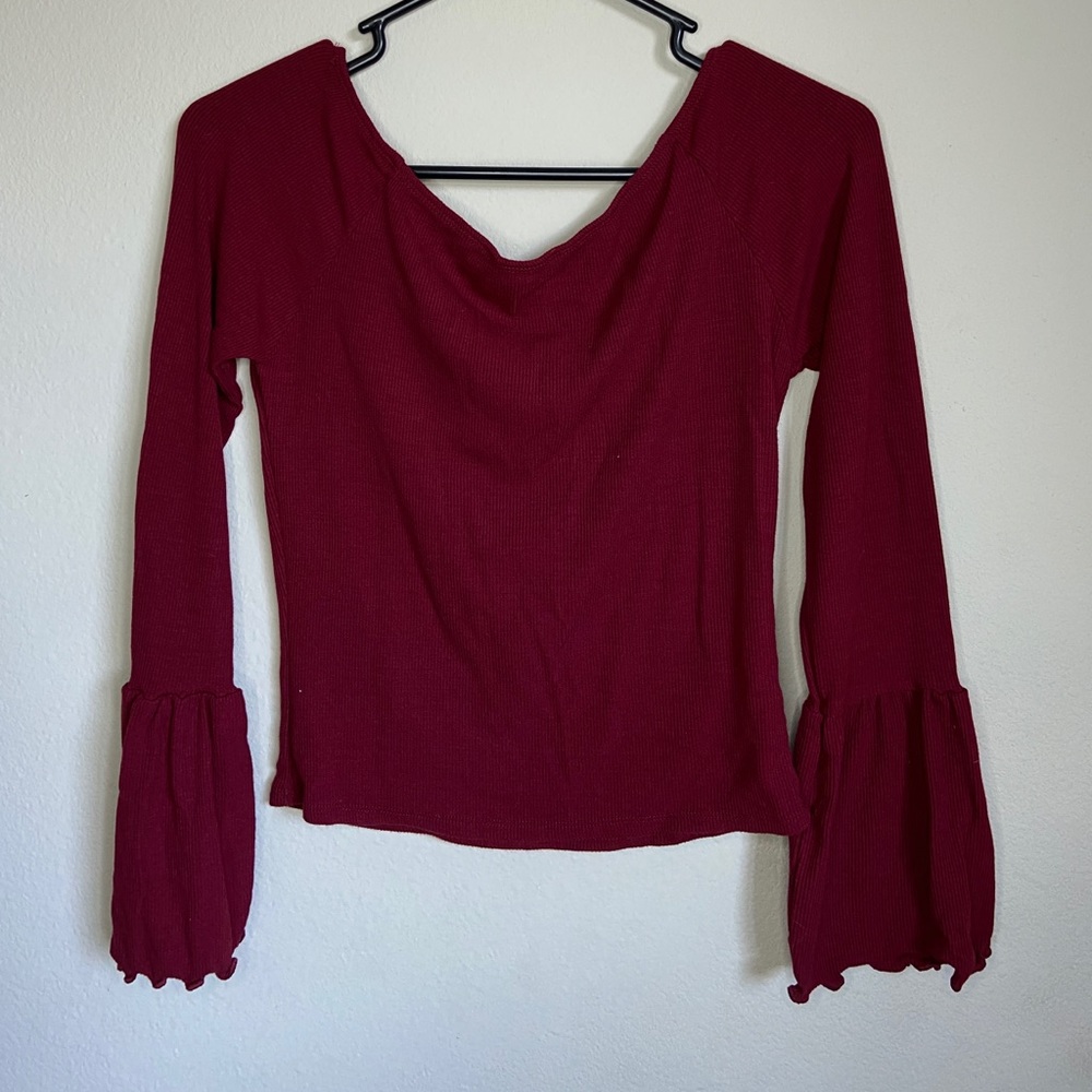 Maroon wide sleeve top♥️